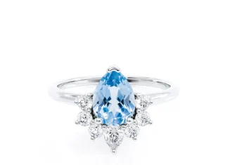 Aquamarine Diamond Rings with Cool, Refined Beauty Aquamarine diamond ring